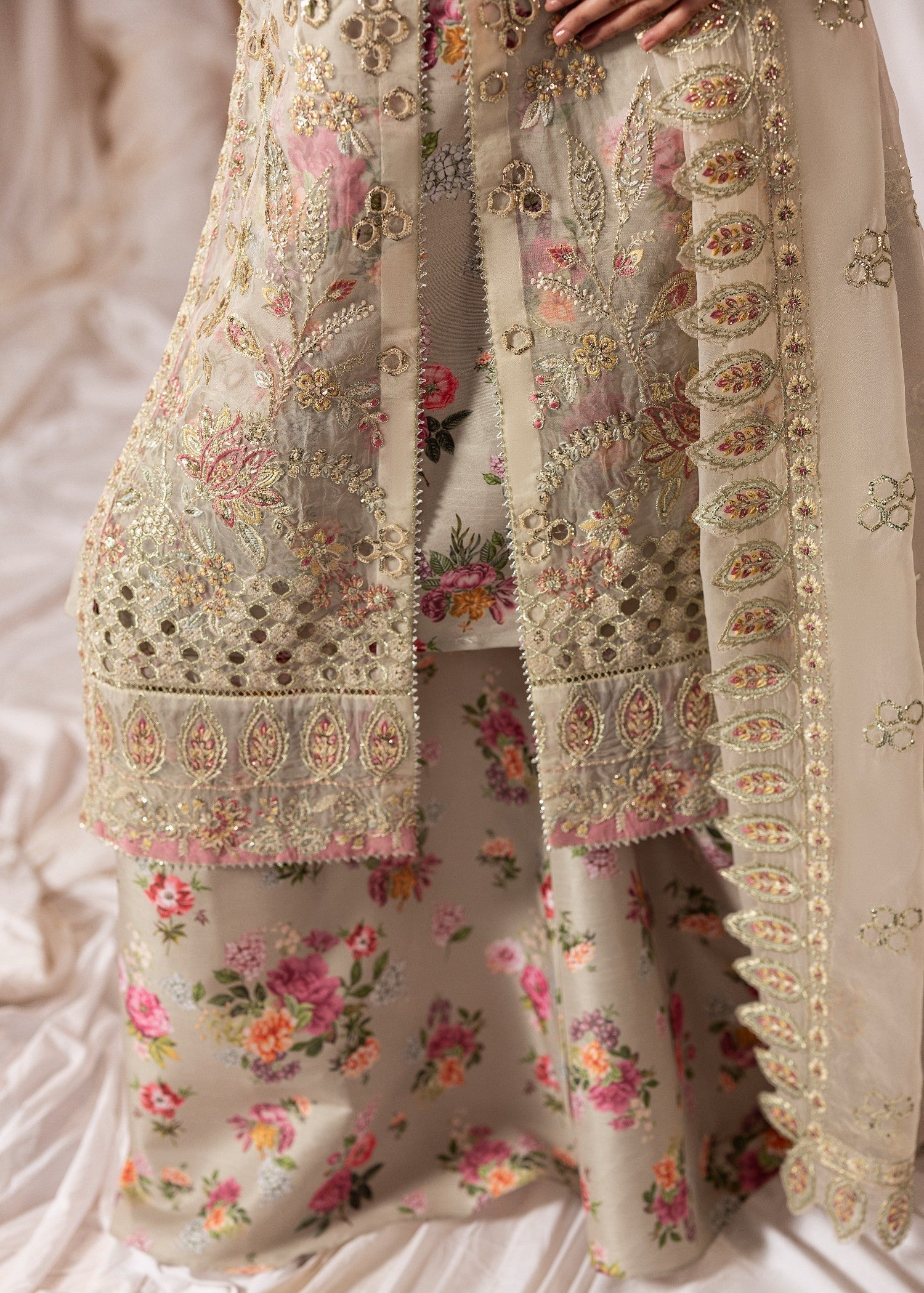 Embroidered Ivory Organza Pakistani Suit Online in Dubai UAE Abudhabi Ajman Sharjah