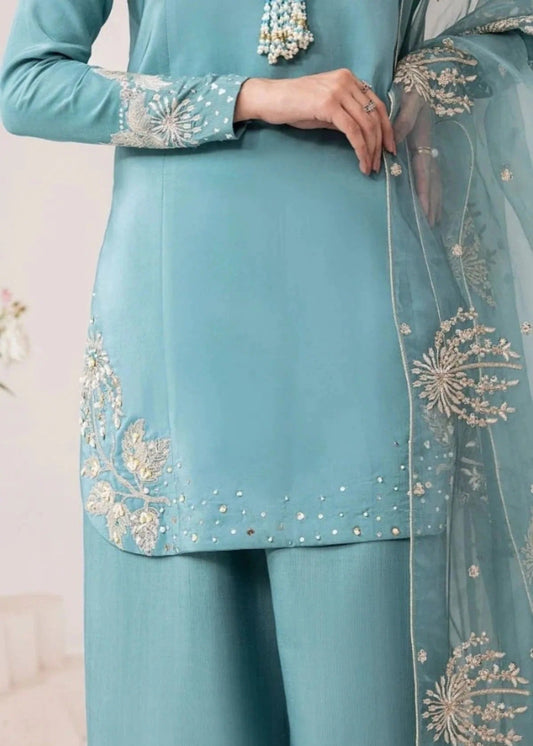 Embroidered Khaddar 3 Piece Suit Online in Sri Lanka India Australia