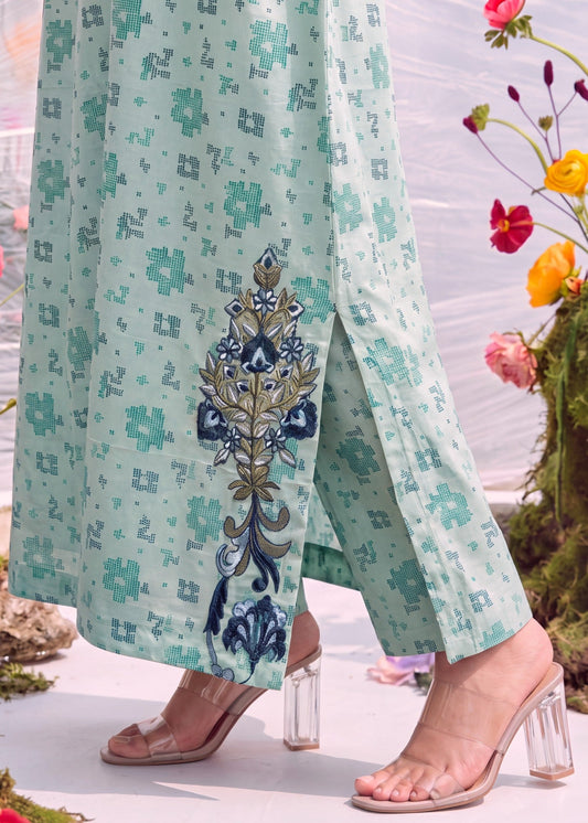 Embroidered Khaddar Kaftan Daily Wear Online in Sri Lanka India Australia