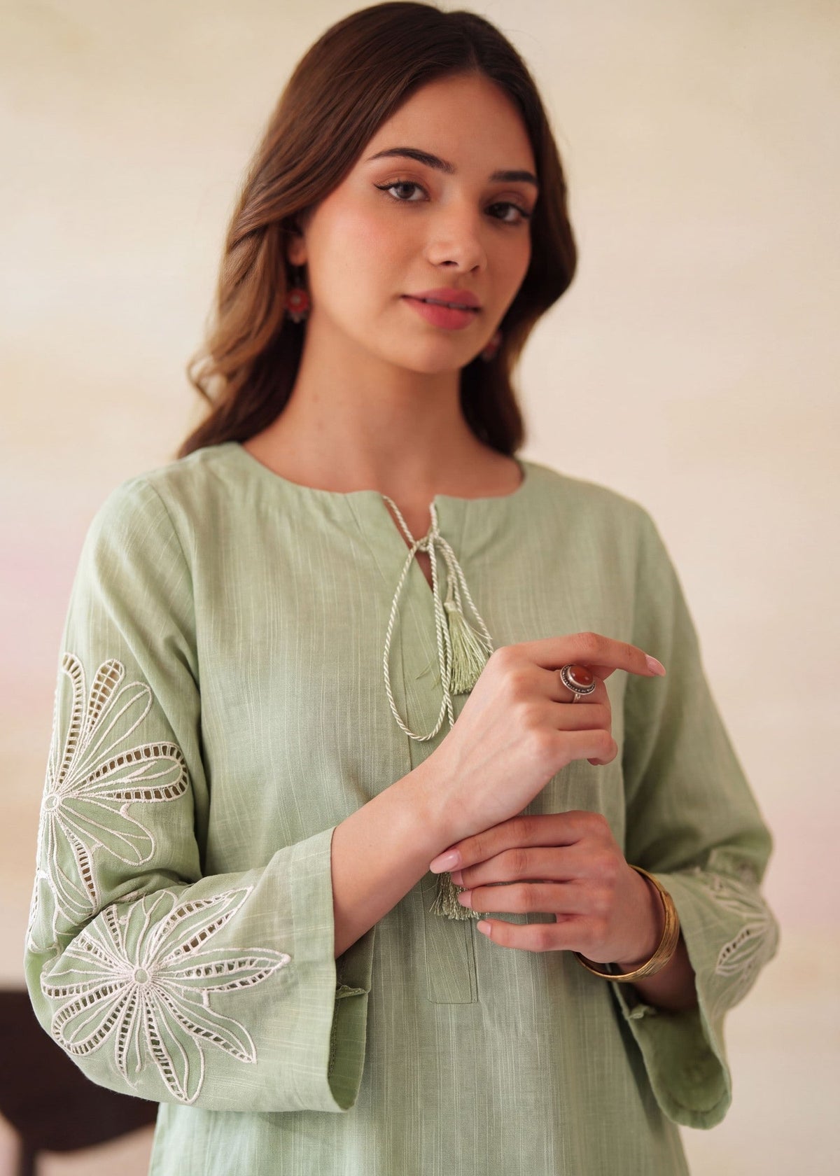Embroidered Khaddar Kurta Set with Plazzo Online in Dubai UAE Abudhabi Ajman Sharjah