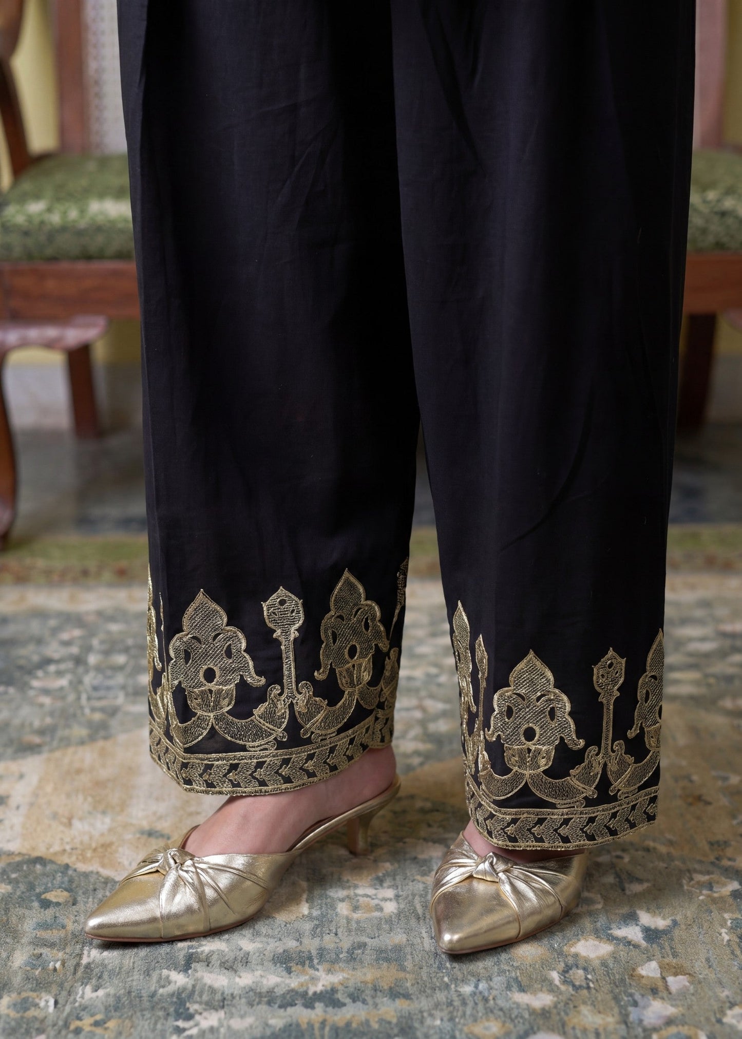 Embroidered Lawn Kurta Set for Women Online in Dubai DXB UAE Abudhabi Meena Bazaar