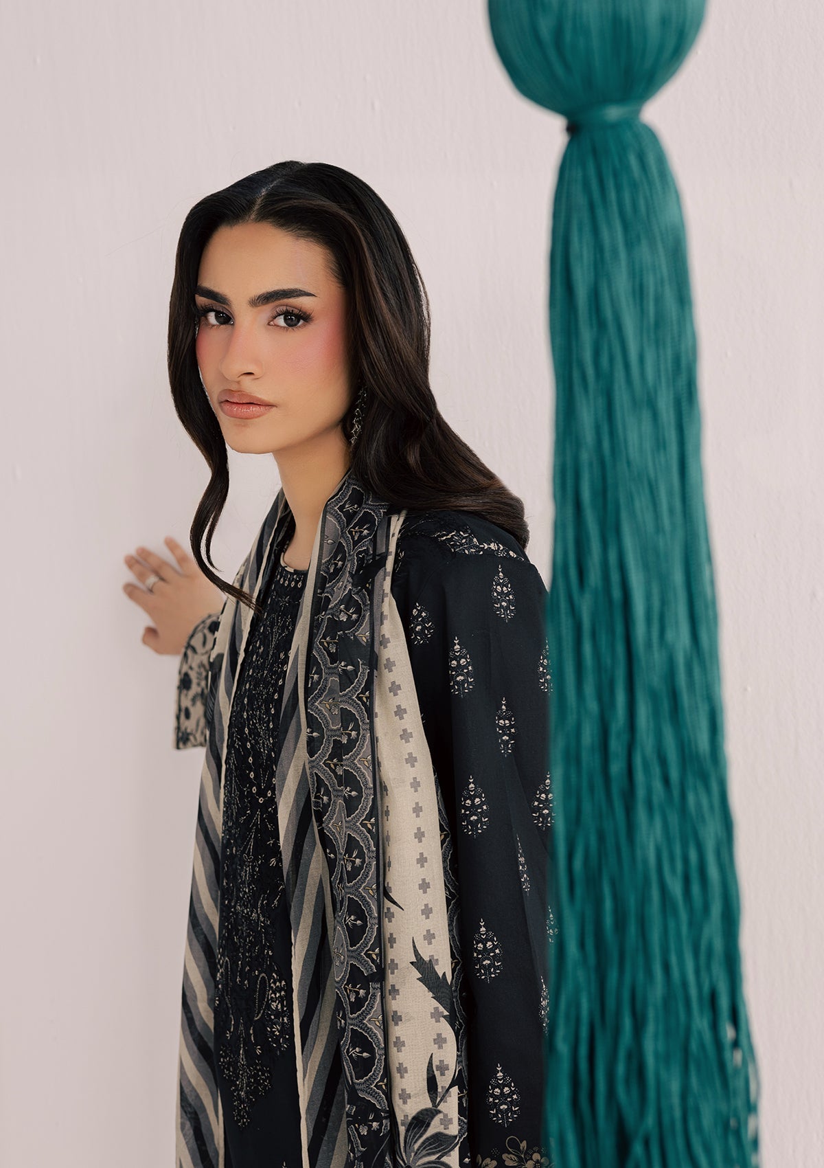 Embroidered Lawn Kurta with Trouser Online in Dubai UAE Abudhabi Ajman Sharjah