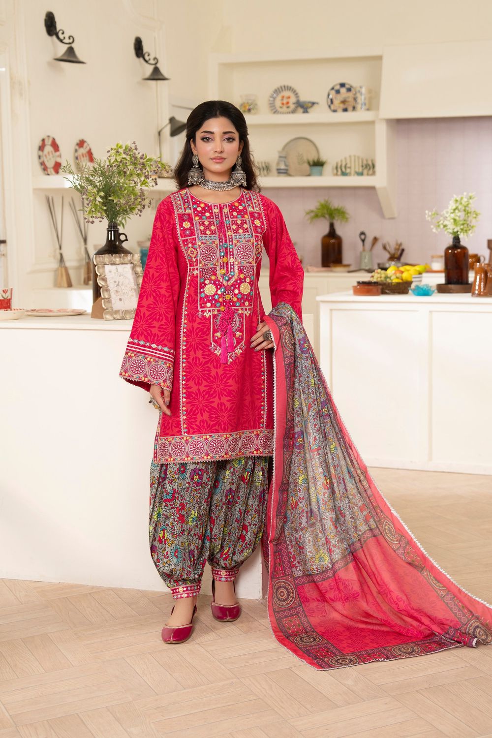 Embroidered Lawn Patiala Suit Online in Dubai UAE Abudhabi Ajman Sharjah