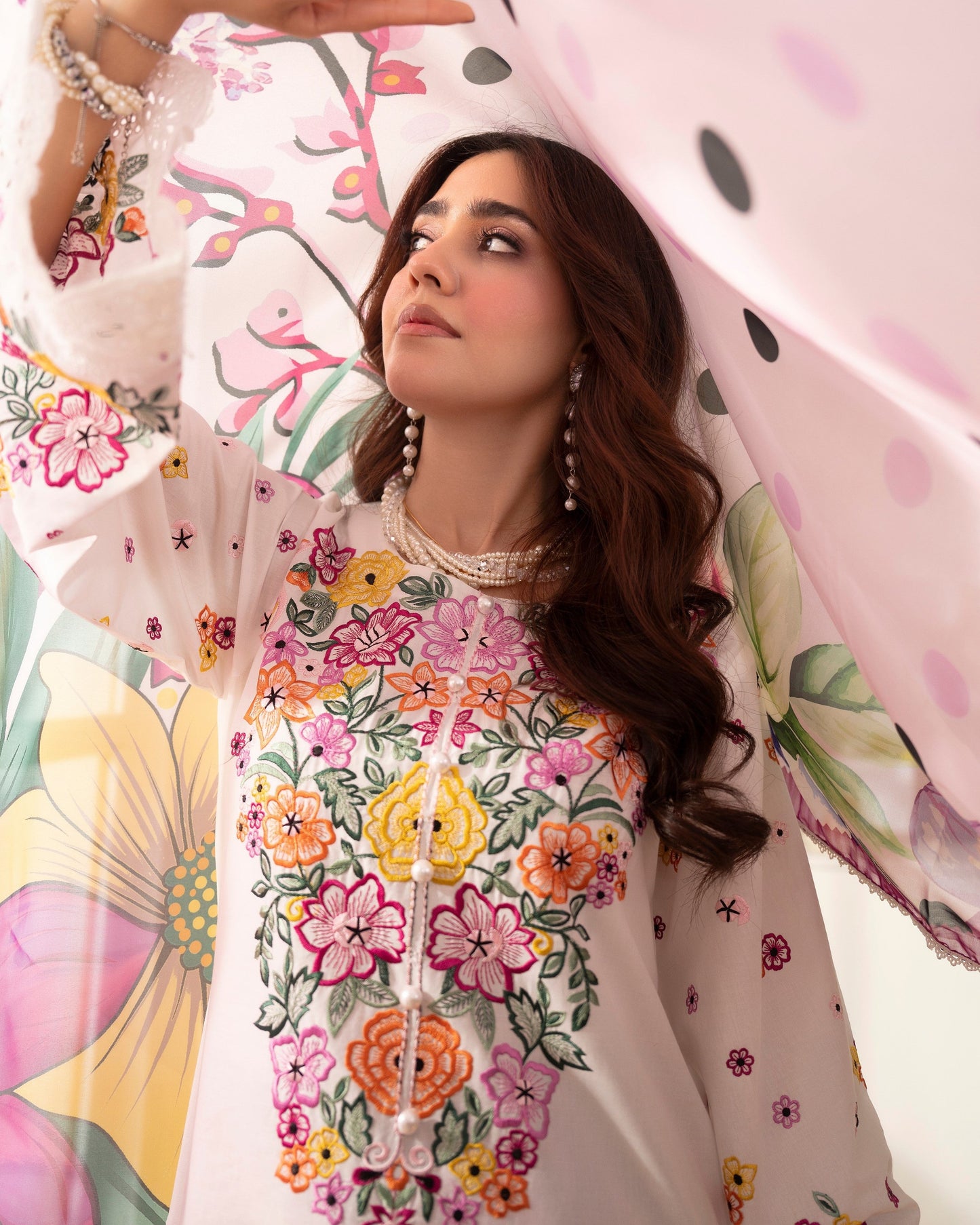 Embroidered Lawn Suit with Dupatta Online in Dubai DXB UAE Abudhabi Meena Bazaar