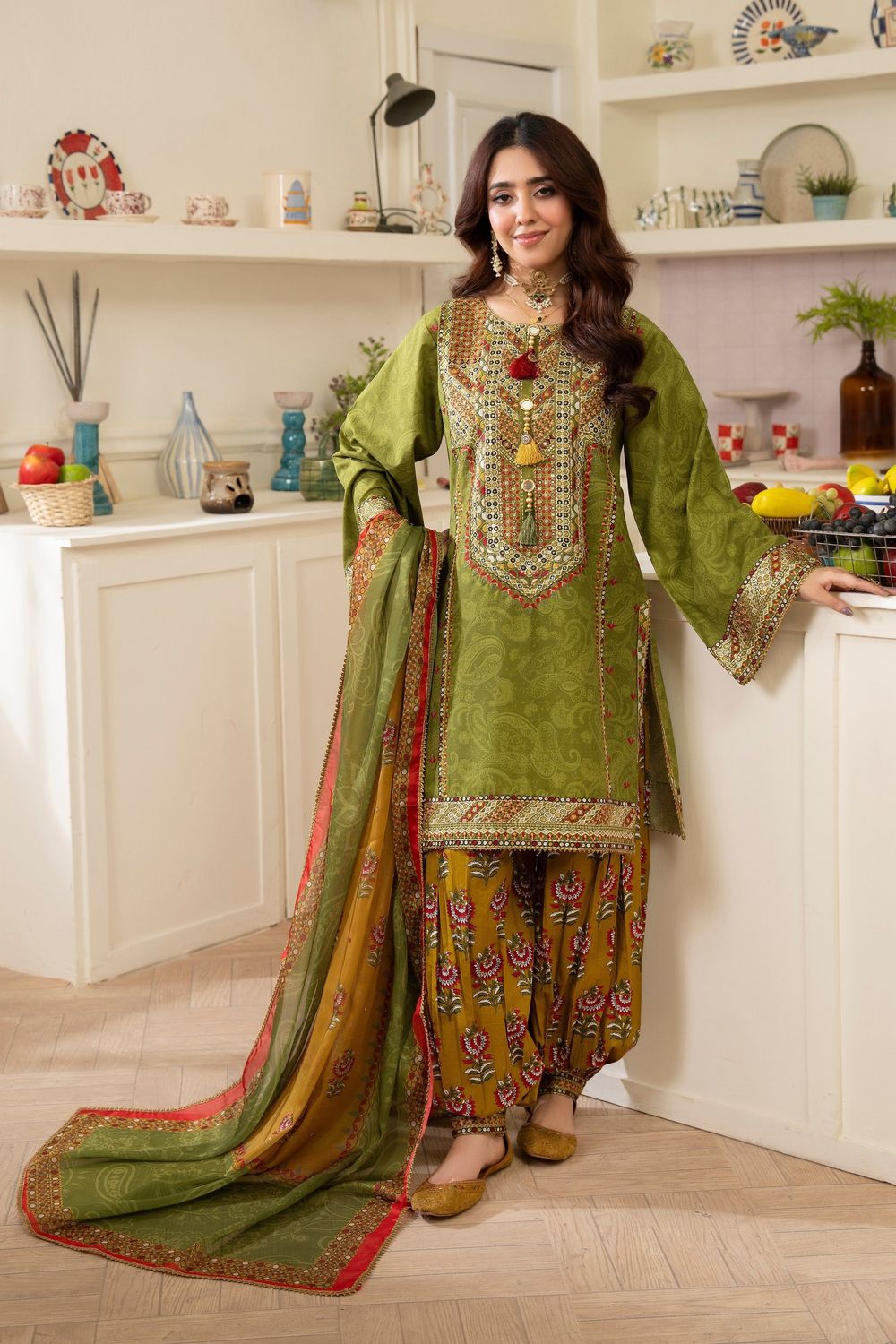 Embroidered Lawn Suit with Patiala Shalwar Online in Dubai UAE Abudhabi Ajman Sharjah