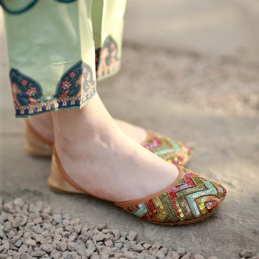 Embroidered Leather Khussa with Sequins Online in KSA Riyadh Saudi Arabia Oman Bahrain Qatar