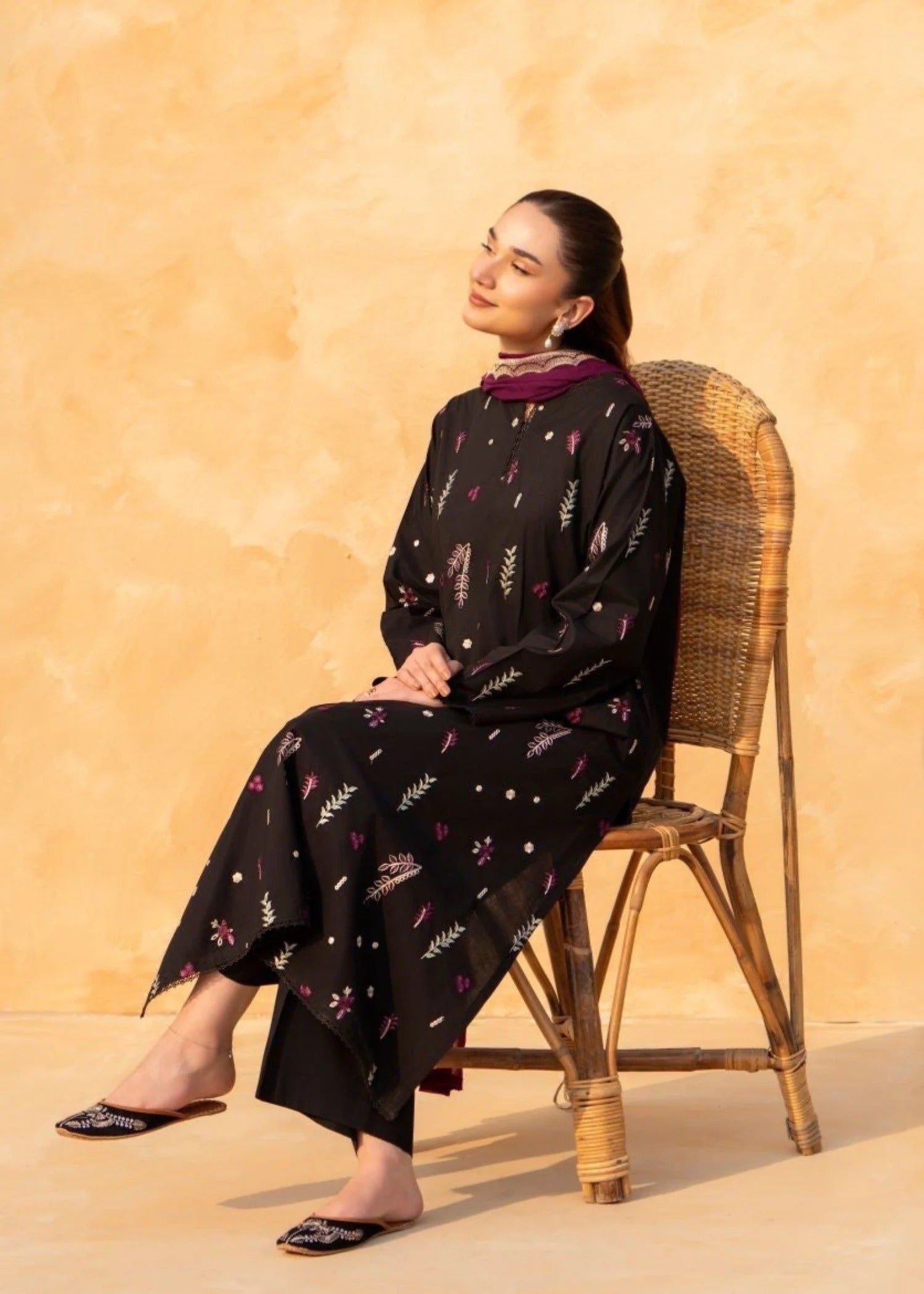 Embroidered Linen Black Straight Trouser Suit Online in Dubai UAE Abudhabi Ajman Sharjah