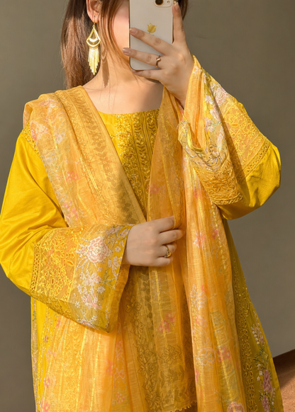 Embroidered Mustard Lawn Salwar Kameez Online in KSA Riyadh Saudi Arabia Oman Bahrain Qatar