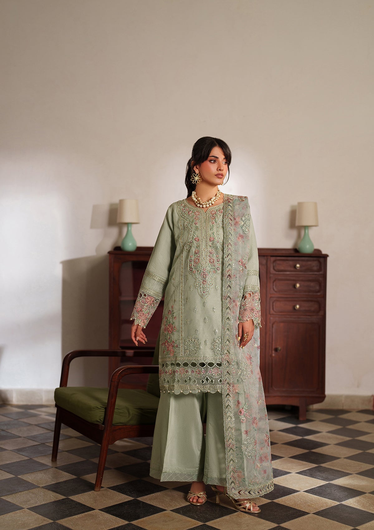 Embroidered Net Dupatta Organza Suit Online in Dubai UAE Abudhabi Ajman Sharjah