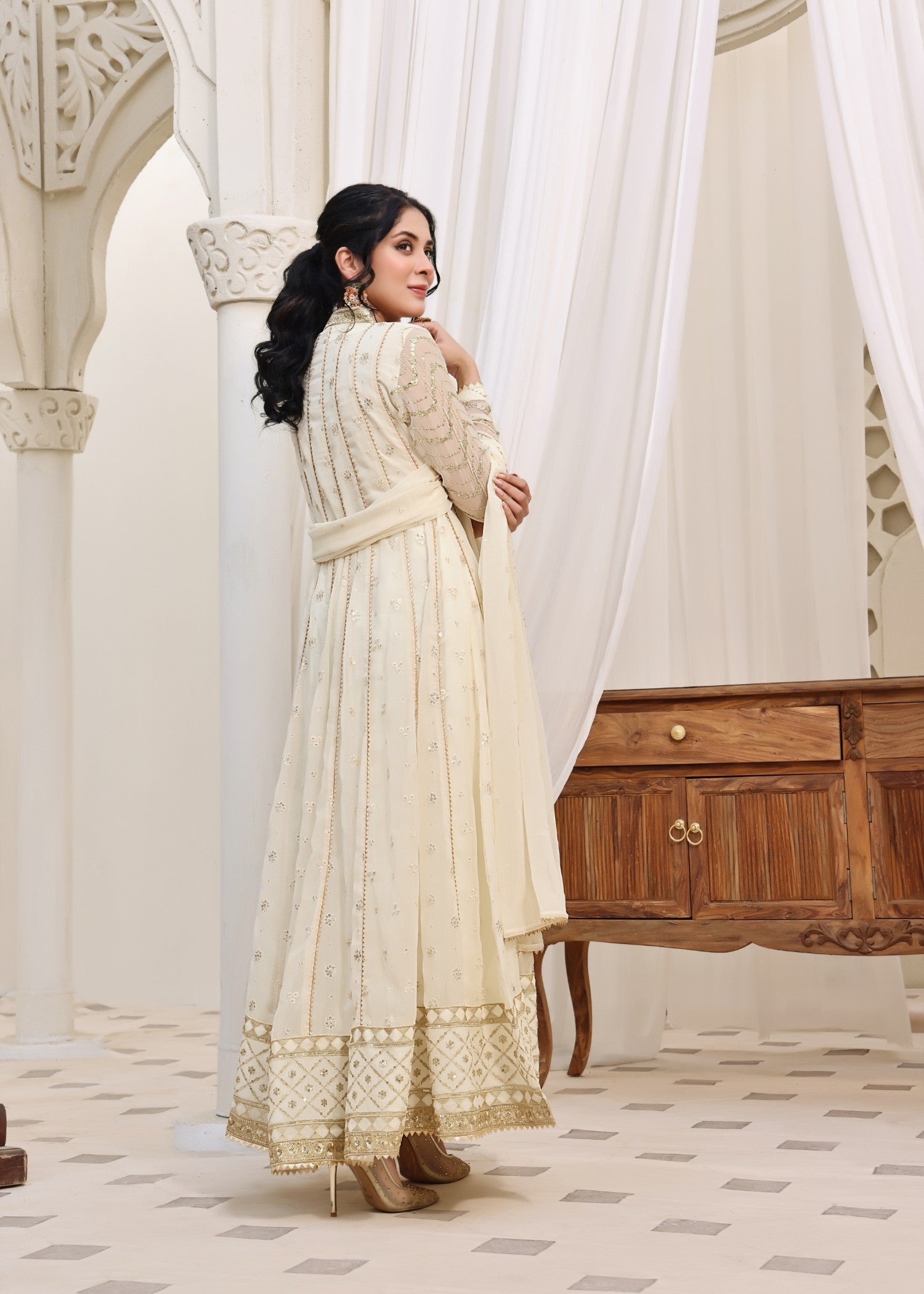 Embroidered Off-White Chiffon Pakistani Wedding Suit Online in Dubai UAE Abudhabi Ajman Sharjah