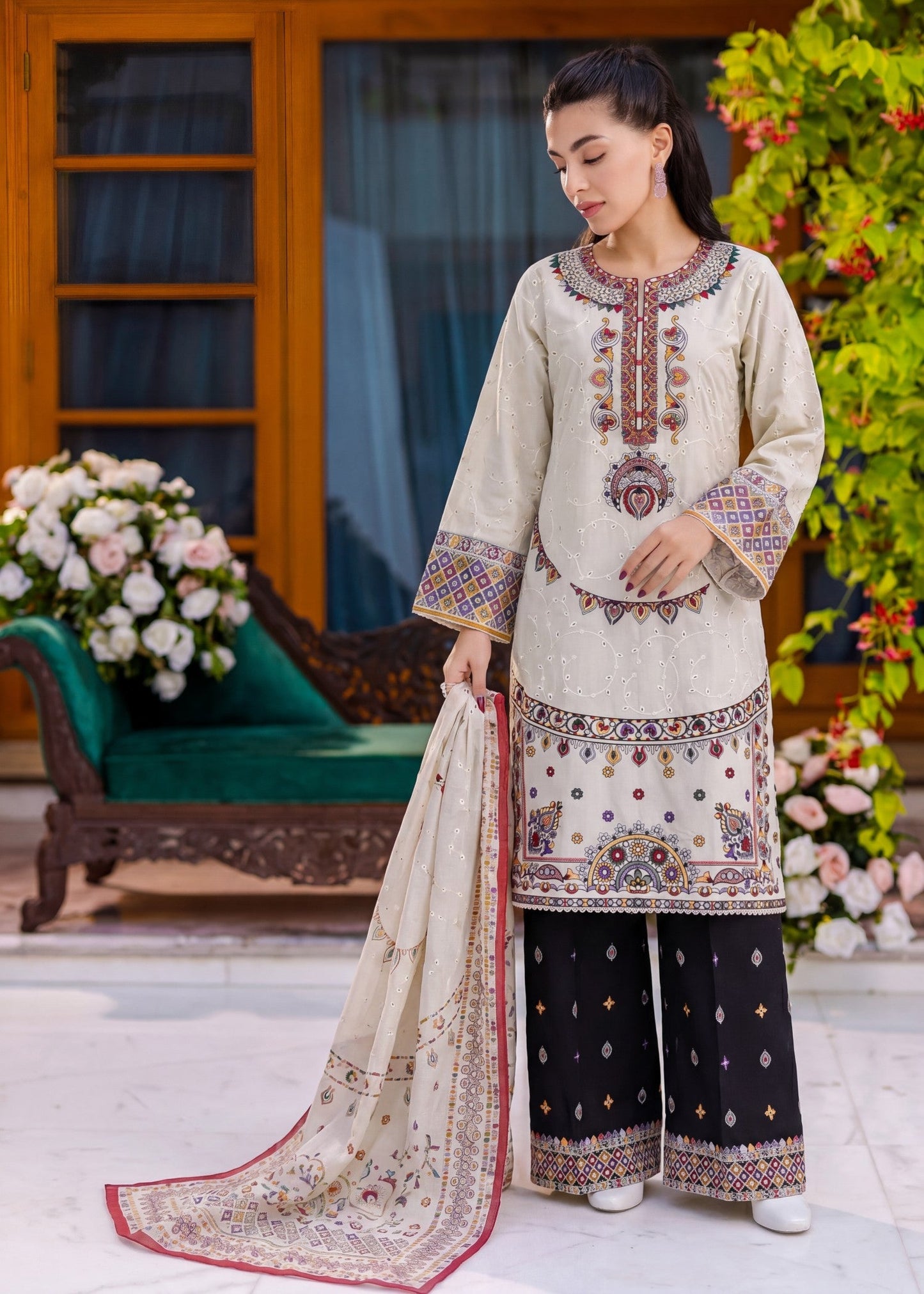 Embroidered Off-White Lawn Three Piece Suit Online in KSA Riyadh Saudi Arabia Oman Bahrain Qatar