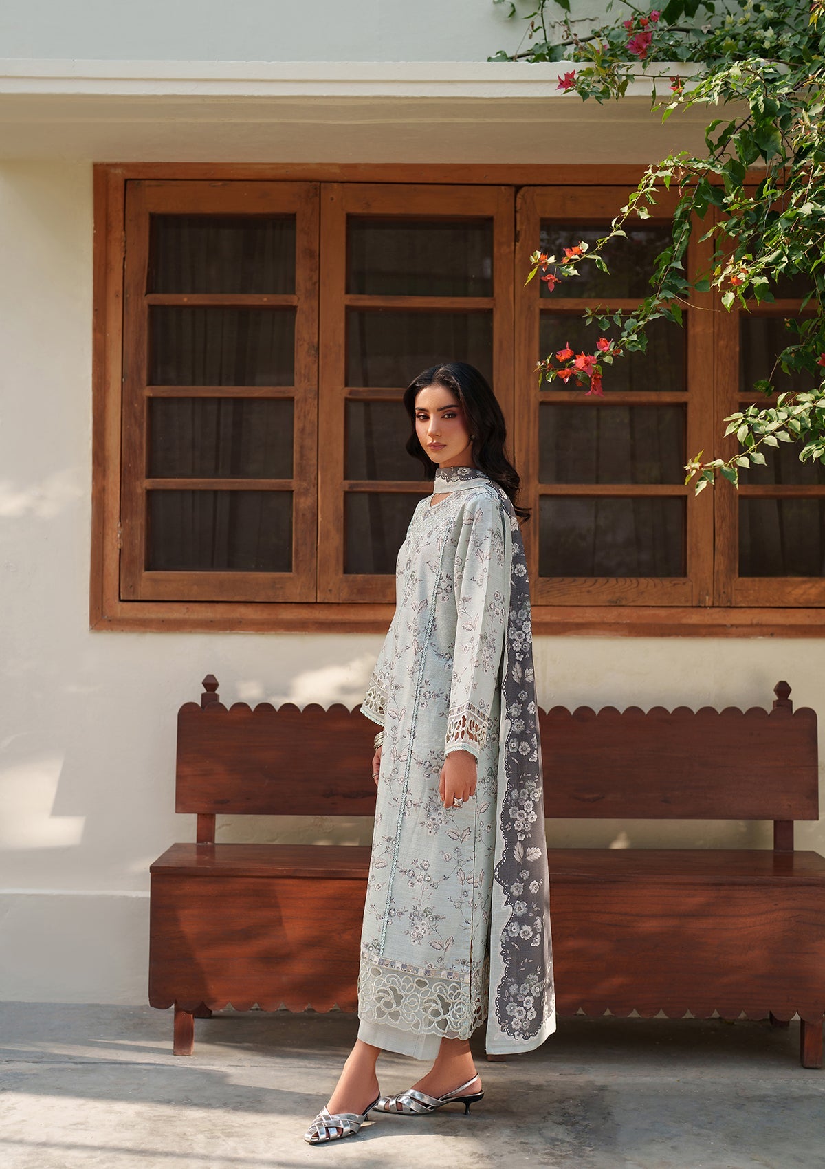 Embroidered Pastel Grey Lawn Kurta Pajama Online in KSA Riyadh Saudi Arabia Oman Bahrain Qatar