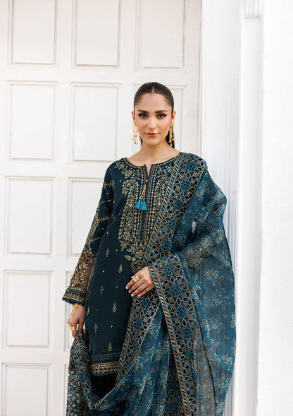 Embroidered Pine Green Organza Ladies Suit Online in KSA Riyadh Saudi Arabia Oman Bahrain Qatar