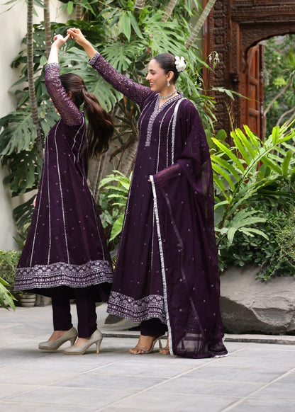 Embroidered Purple Chiffon Festive Pishwas Online in Sri Lanka India Australia