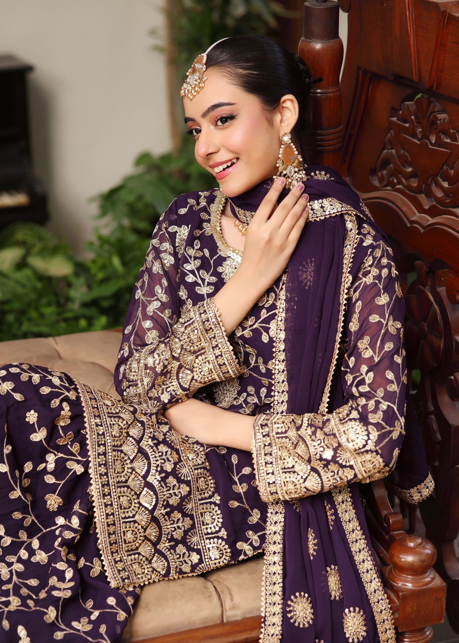 Embroidered Purple Chiffon Pakistani Suit Online in KSA Riyadh Saudi Arabia Oman Bahrain Qatar