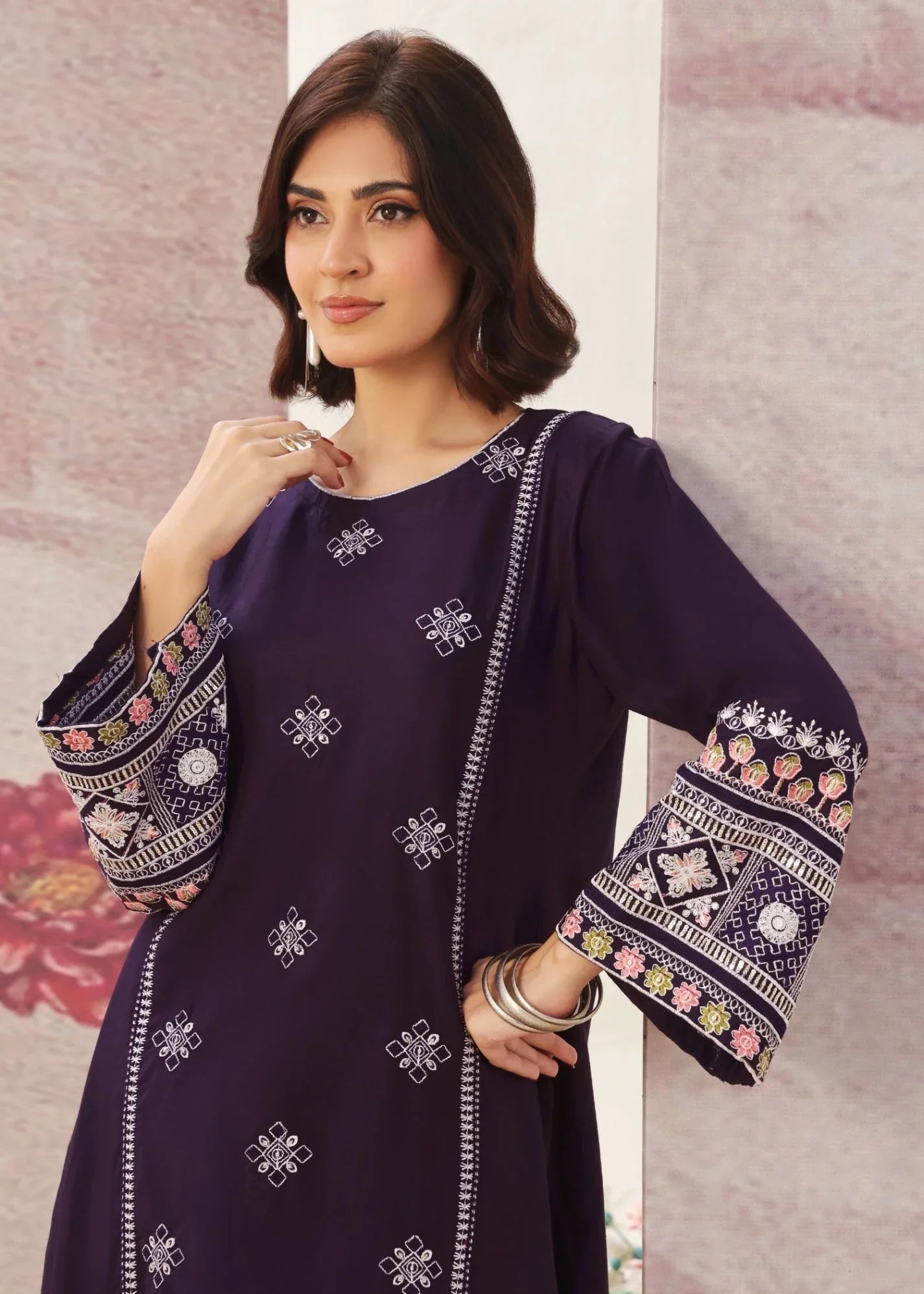 Embroidered Purple Lawn Kurta Set Online in KSA Riyadh Saudi Arabia Oman Bahrain Qatar
