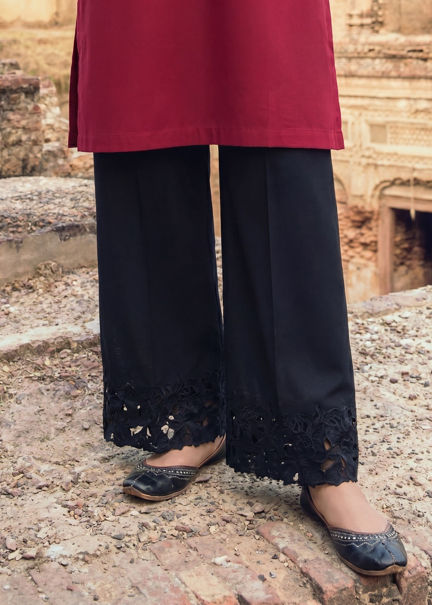 Embroidered Red Lawn Salwar Kameez Online in KSA Riyadh Saudi Arabia Oman Bahrain Qatar