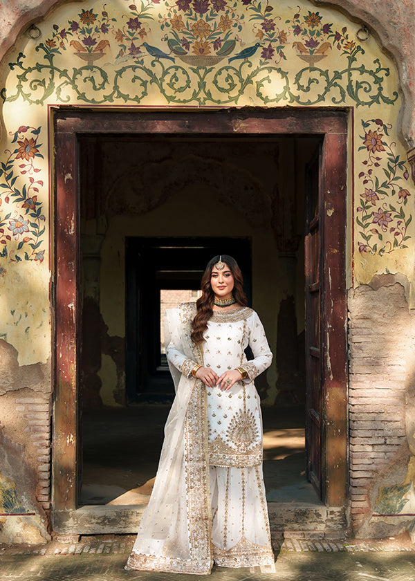 Embroidered White Chiffon Wedding Guest Wear Online in Dubai DXB UAE Abudhabi Meena Bazaar
