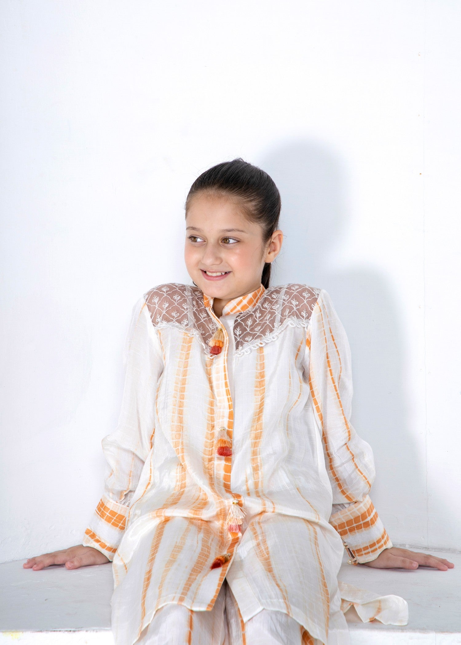 Embroidered White Raw Silk Kurta Pajama Online in Dubai DXB UAE Abudhabi Meena Bazaar