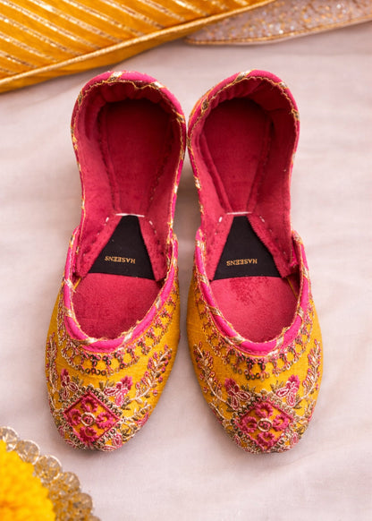 Embroidered Yellow Velvet Khussa Online in Sri Lanka India Australia