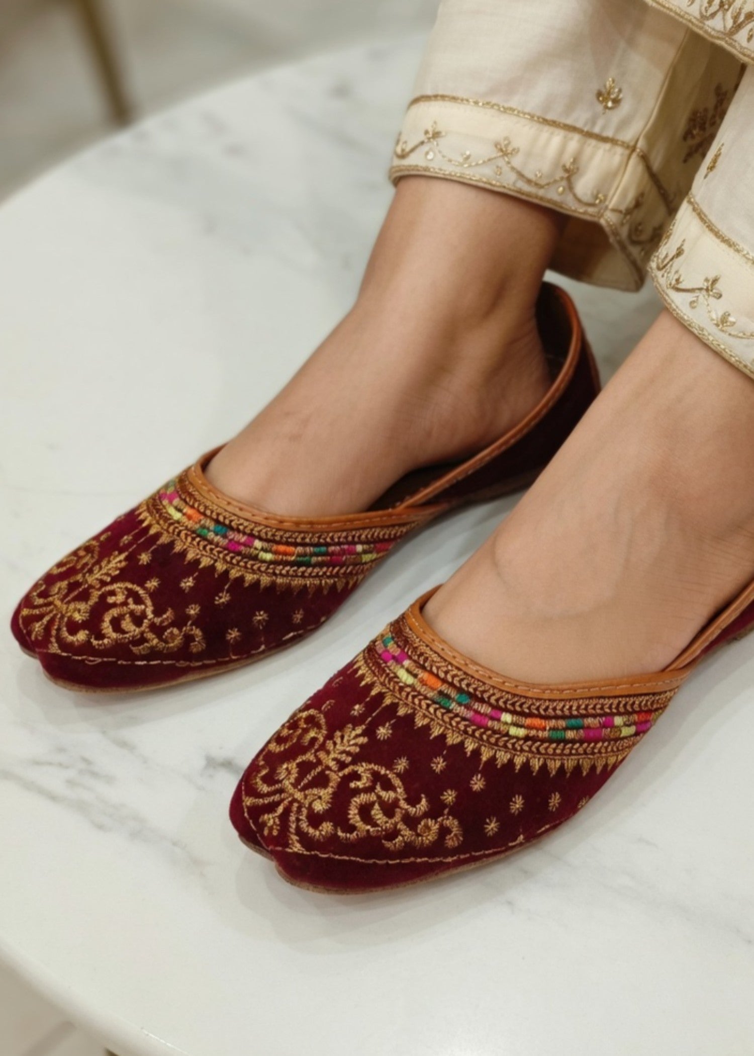 Ethnic Maroon Velvet Mojari Online in UK USA Canada