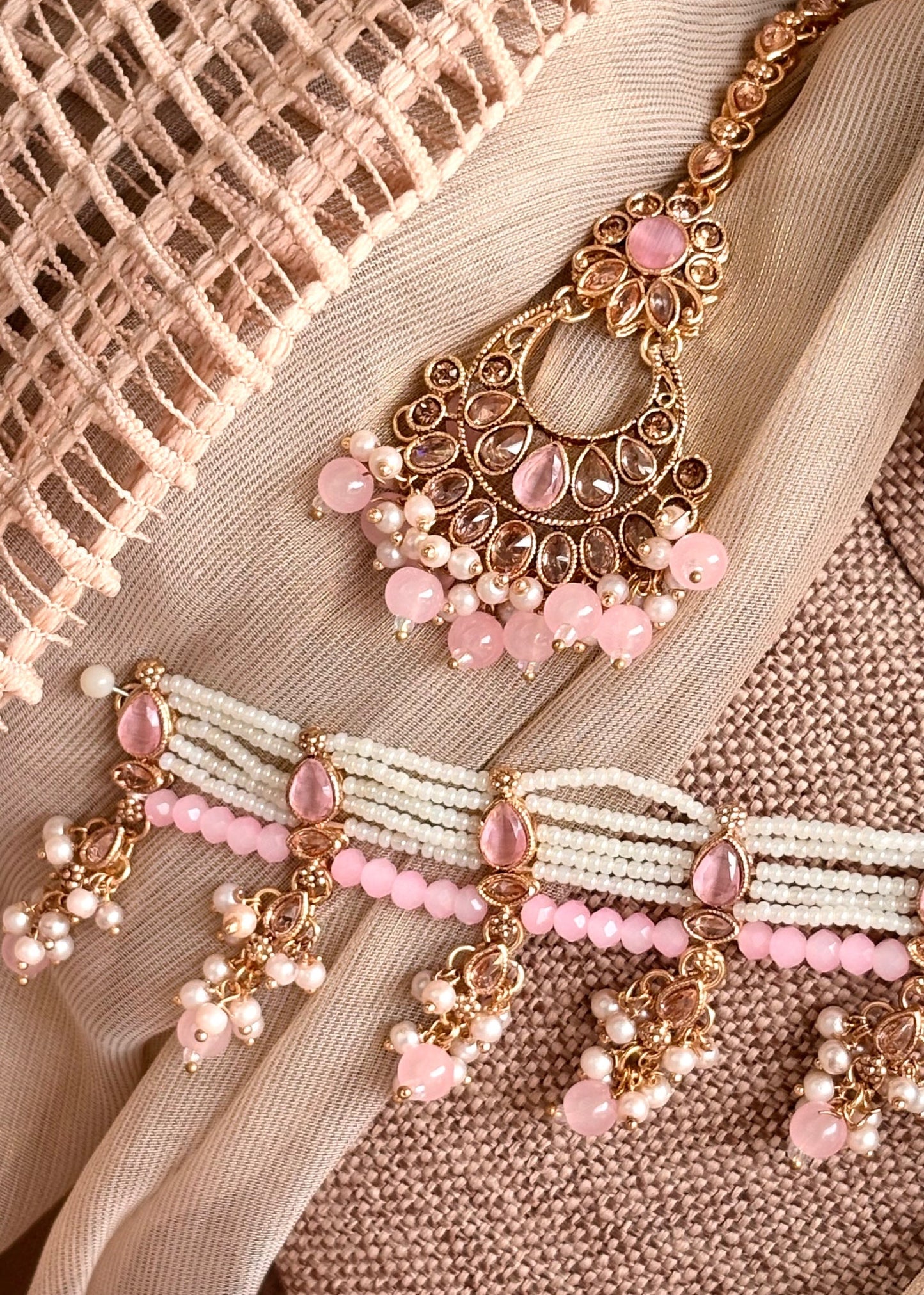 Feminine Pink Metal Choker Set Online in UK USA Canada