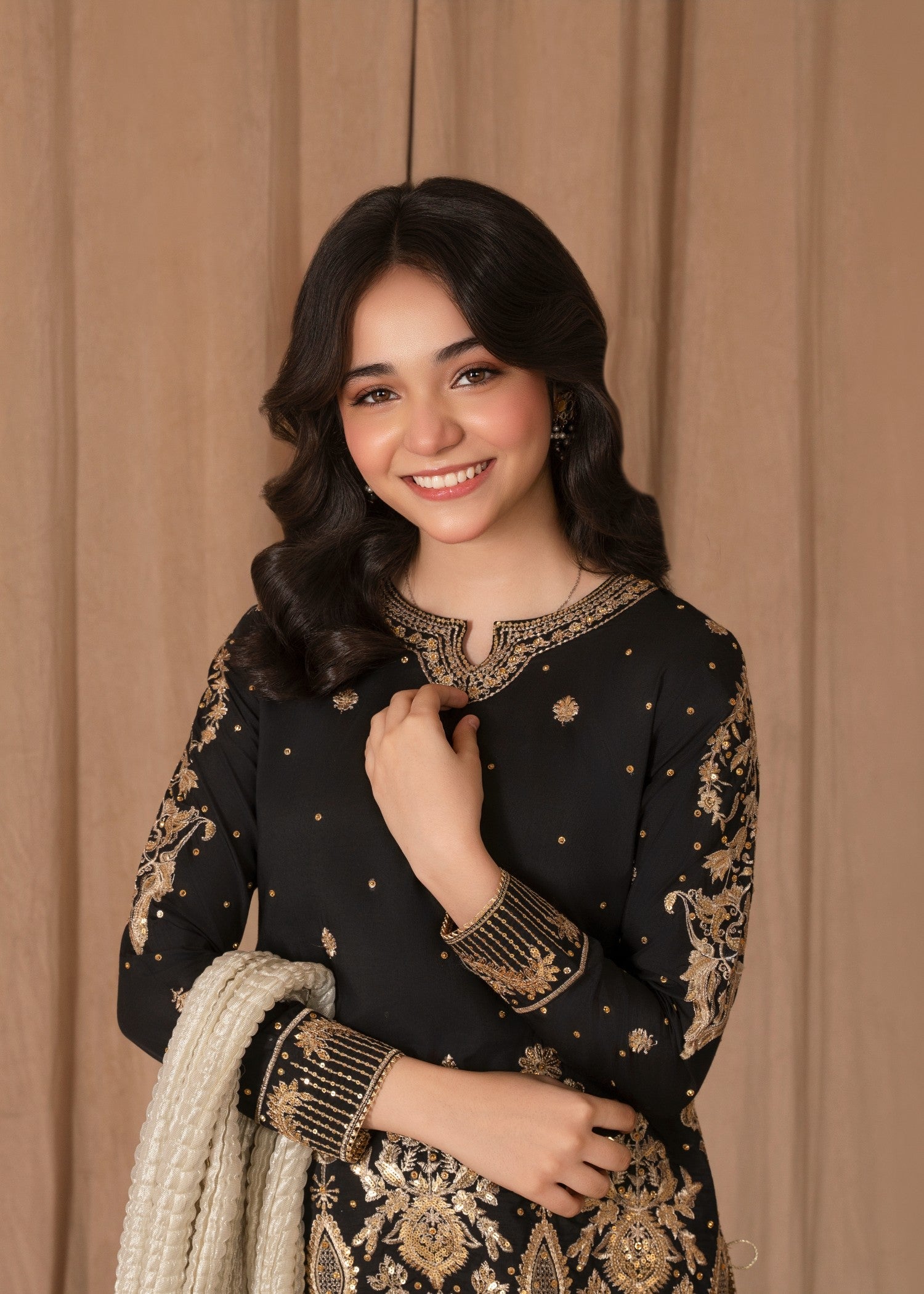 Festive Black Raw Silk Gharara with Dupatta Online in Dubai DXB UAE Abudhabi Meena Bazaar