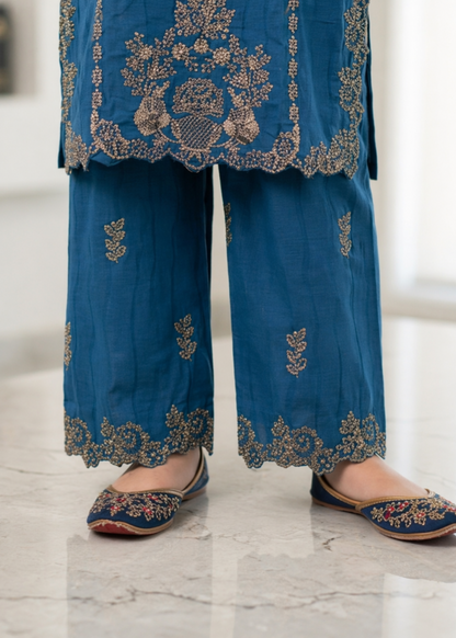 Girls Embroidered Cotton Straight Kurta Pajama Online in KSA Riyadh Saudi Arabia Oman Bahrain Qatar