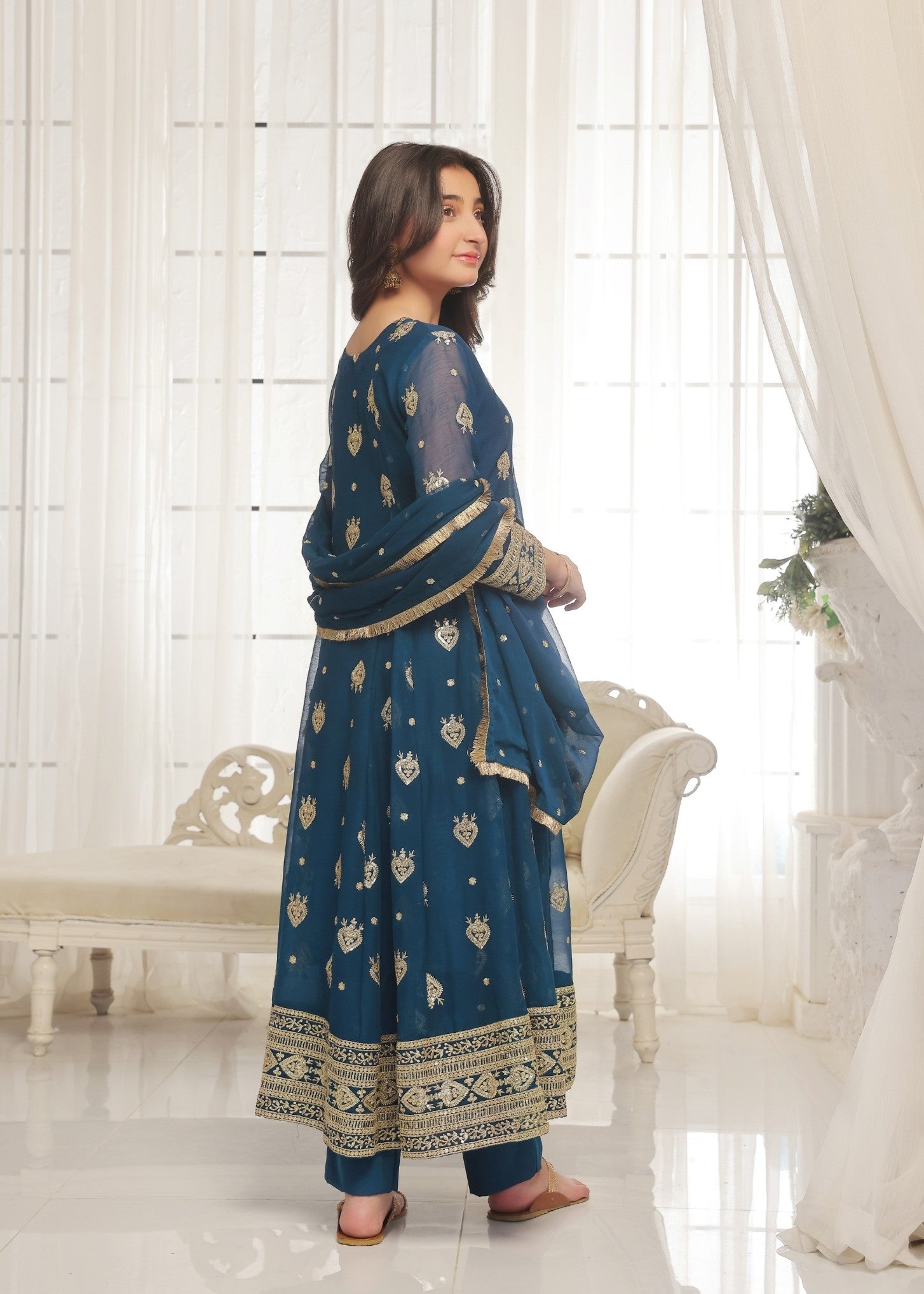 Girls Festive Wear Embroidered Chiffon Suit Online in UK USA Canada