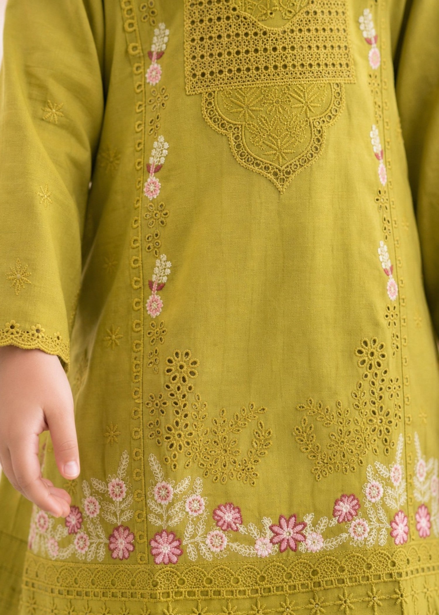Girls Straight Cut Kurta with Trousers Online in KSA Riyadh Saudi Arabia Oman Bahrain Qatar