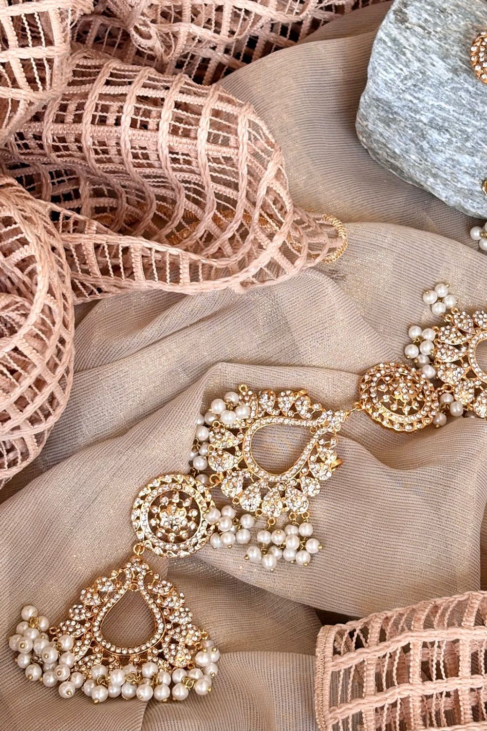 Gold Paranda Hair Accessory for Bridal Mehndi Online in Dubai UAE Abudhabi Ajman Sharjah