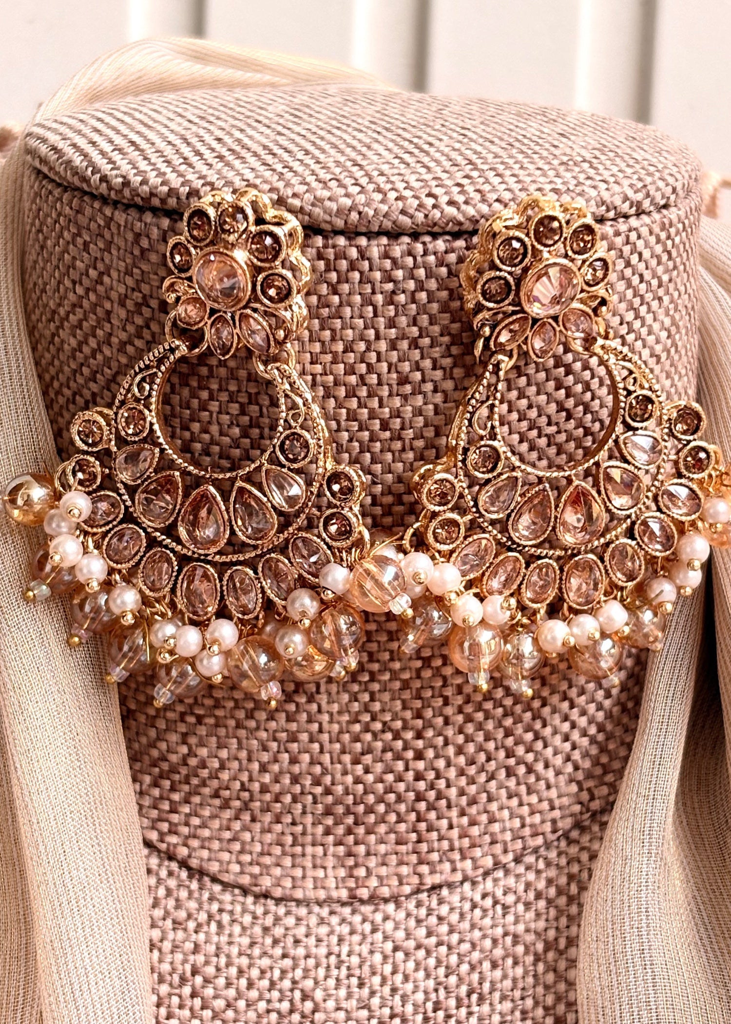 Gold Tone Choker Necklace Set Online in KSA Riyadh Saudi Arabia Oman Bahrain Qatar
