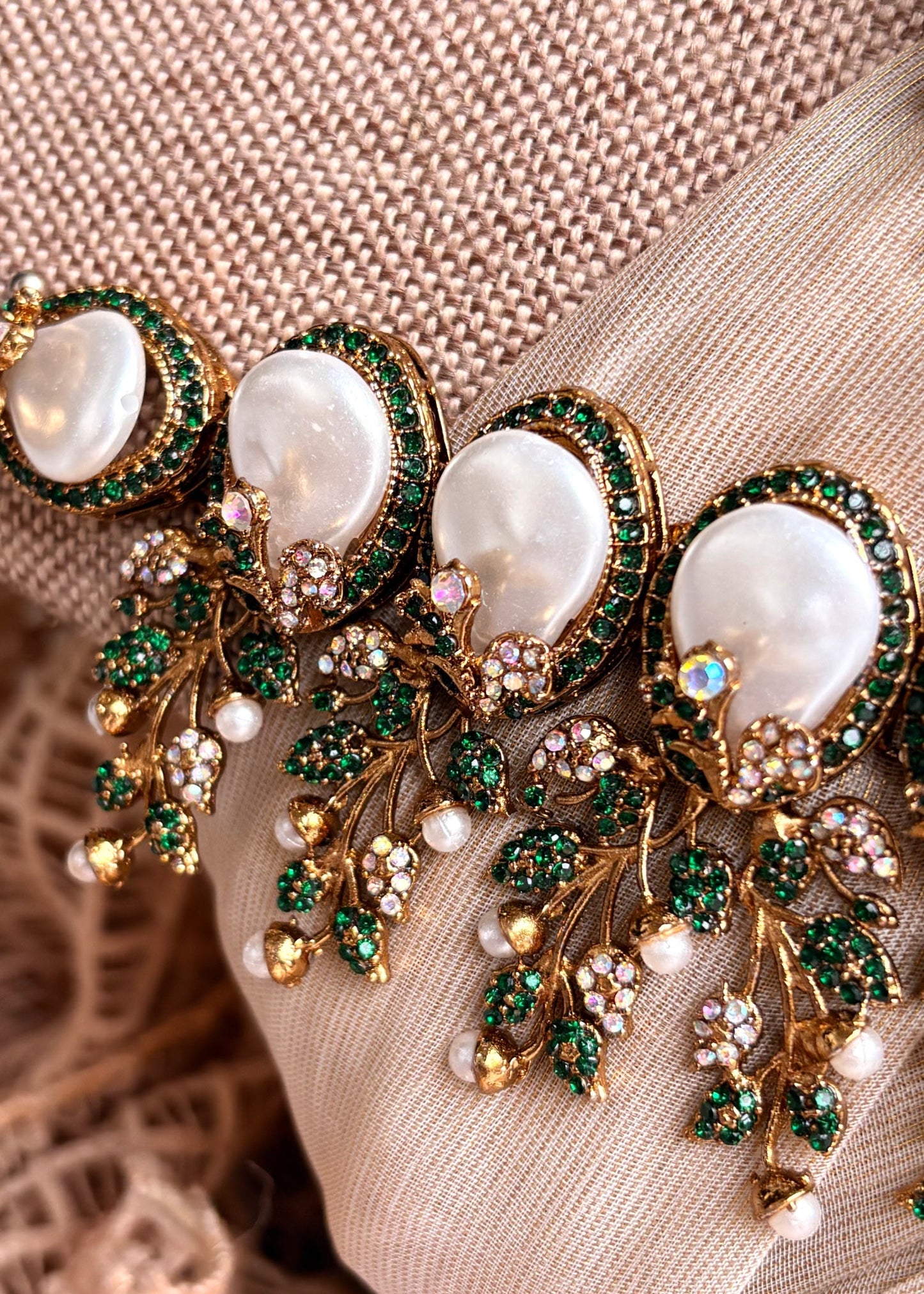 Green Choker Jewellery Set Online in KSA Riyadh Saudi Arabia Oman Bahrain Qatar