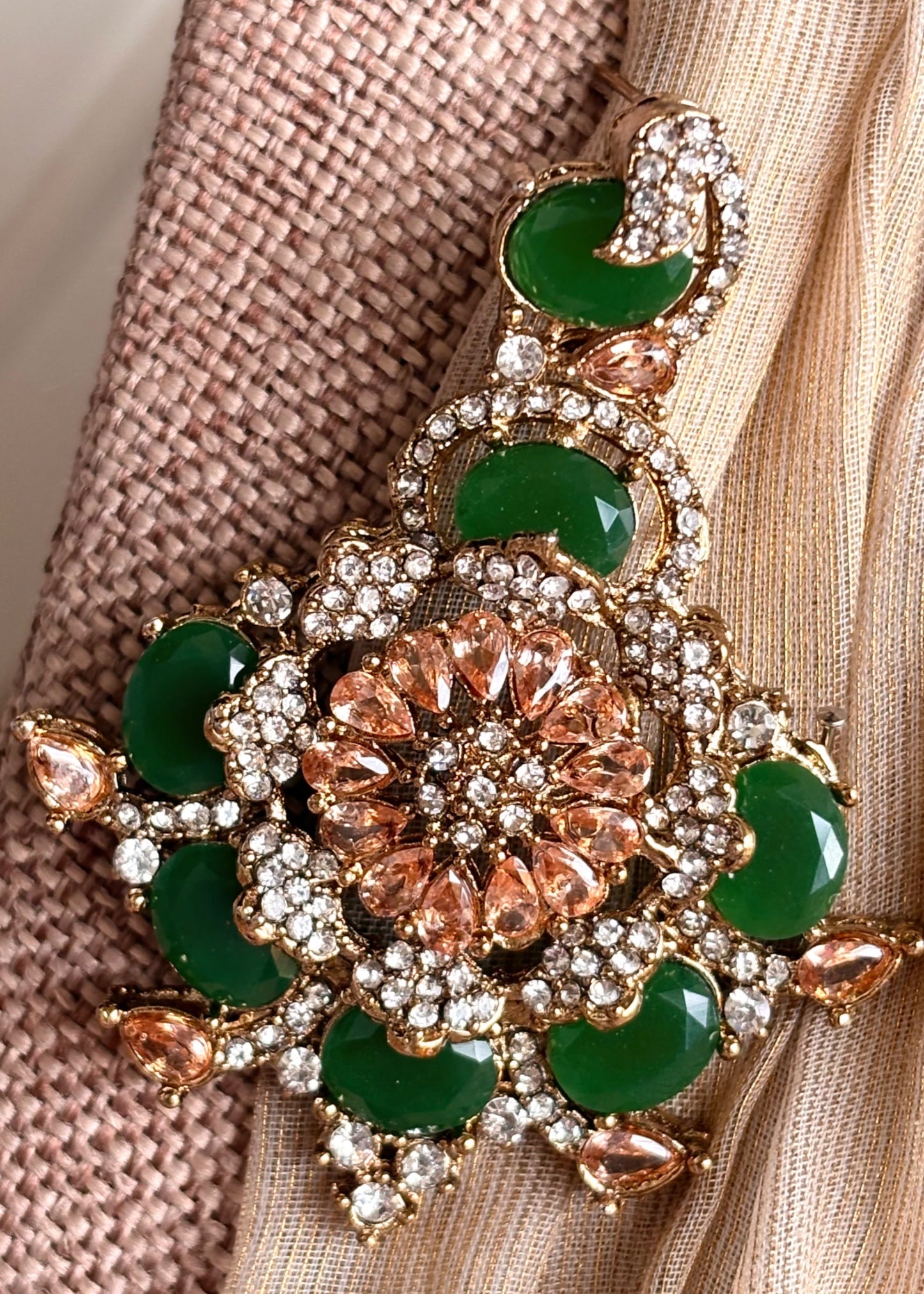 Green Embellished Jewellery Set Online in KSA Riyadh Saudi Arabia Oman Bahrain Qatar