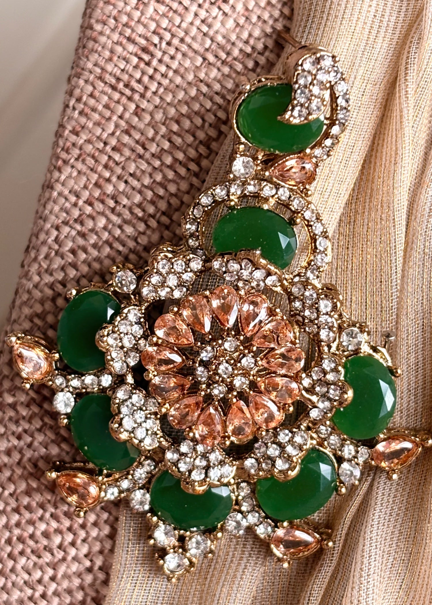 Green Embellished Jewellery Set Online in KSA Riyadh Saudi Arabia Oman Bahrain Qatar