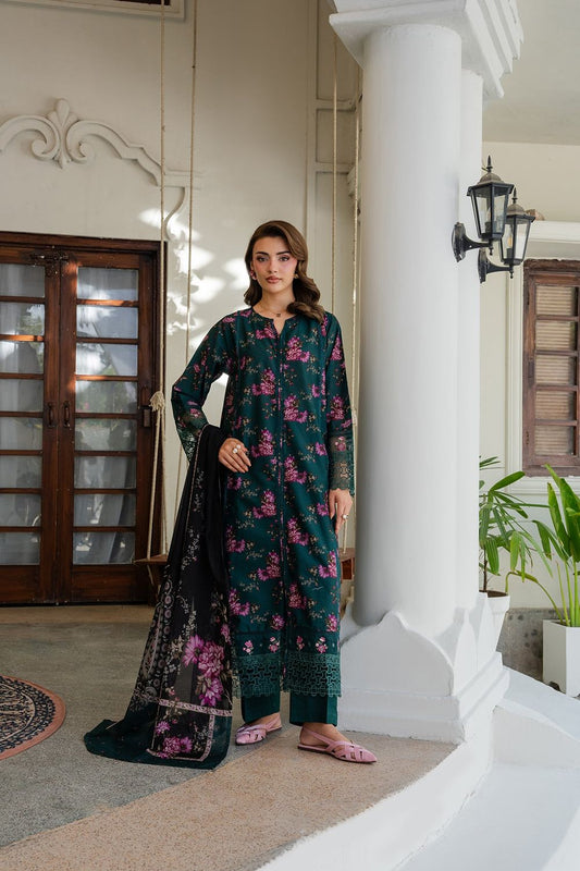 Green Embroidered Lawn Pakistani Suit Online in Dubai UAE Abudhabi Ajman Sharjah