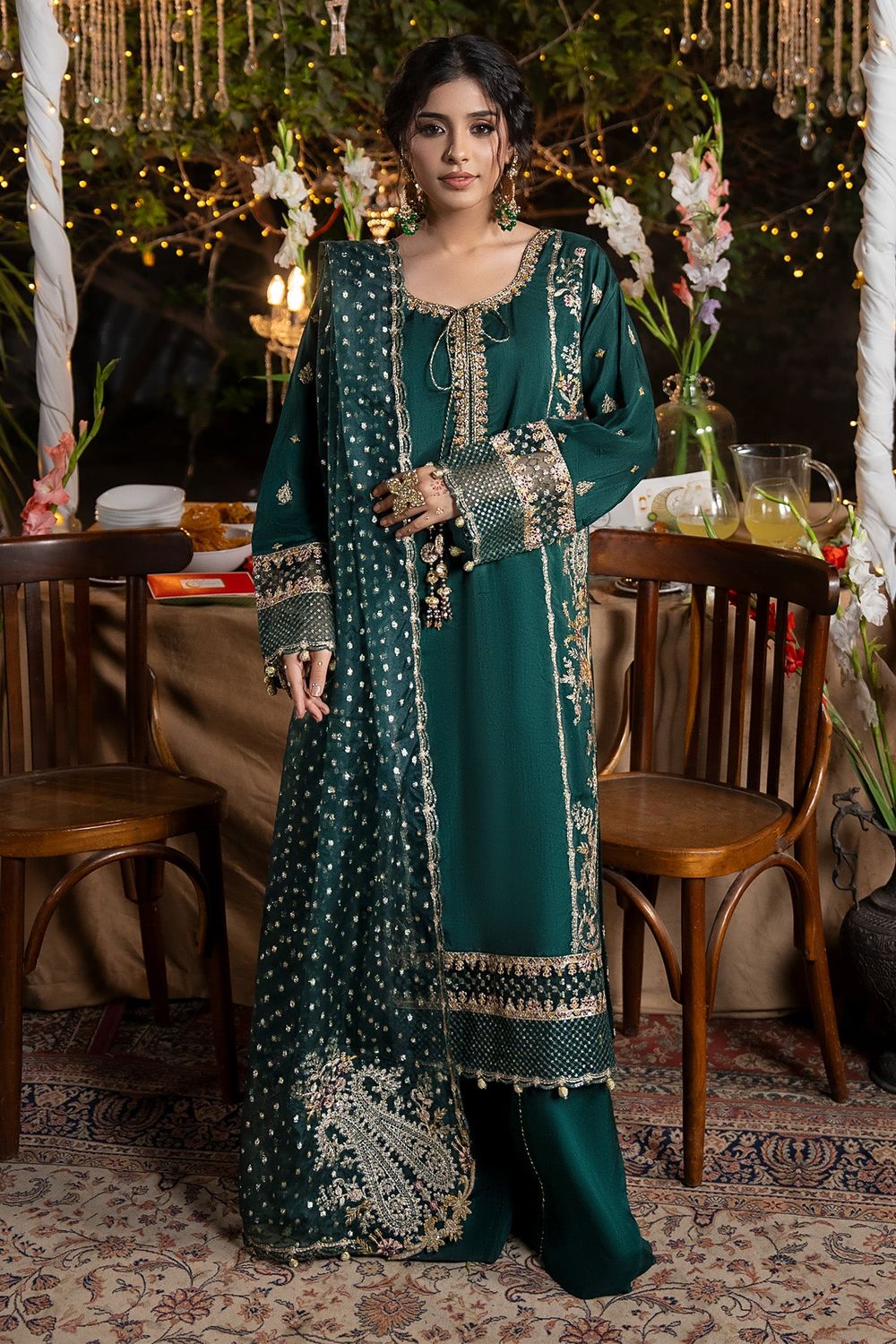 Green Embroidered Raw Silk Kurta Set Online in Dubai UAE Abudhabi Ajman Sharjah