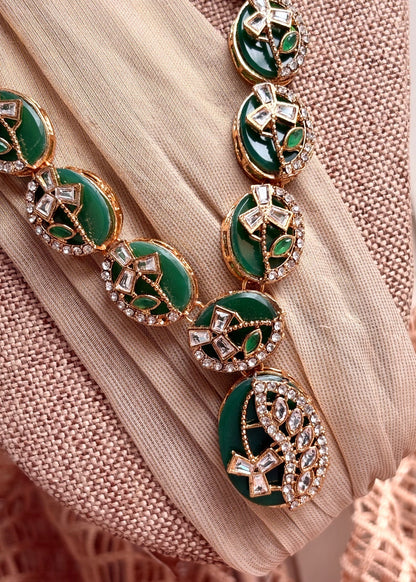 Green Turkish Necklace Set for Mehndi Online in KSA Riyadh Saudi Arabia Oman Bahrain Qatar
