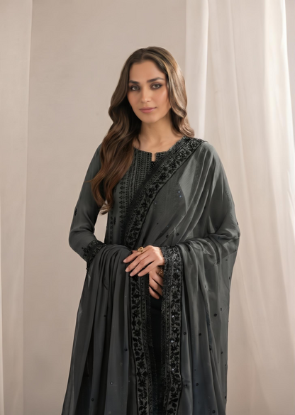 Grey Bemberg Crinkle Chiffon Pakistani Suit Online in Dubai UAE Abudhabi Ajman Sharjah