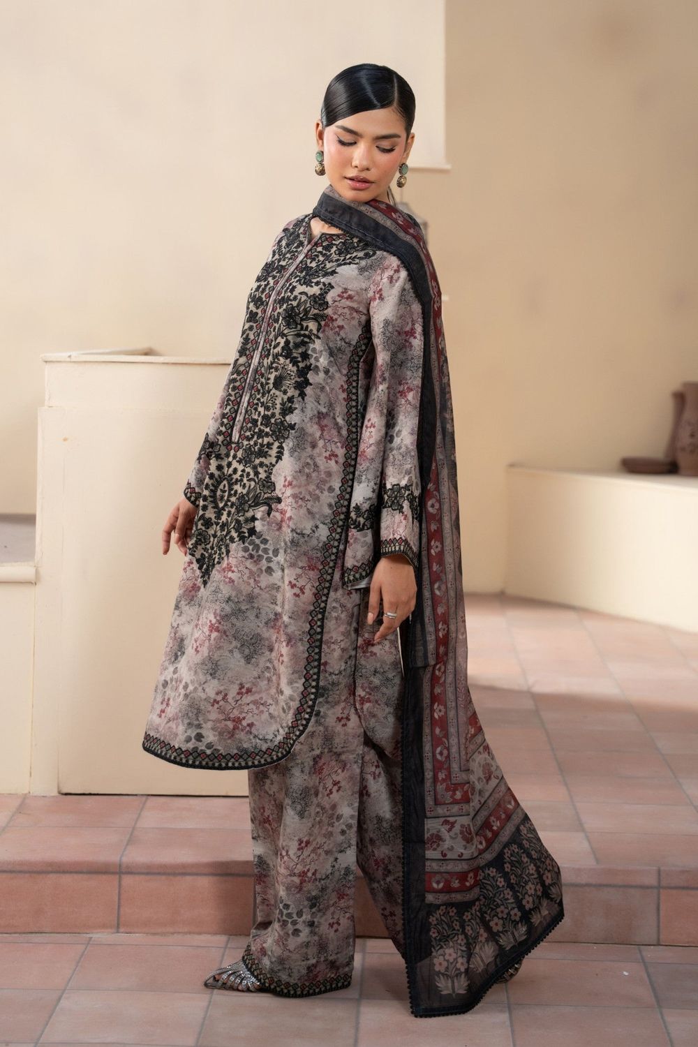 Grey Embroidered Blended Khaddar Pakistani Suit Online in Dubai UAE Abudhabi Ajman Sharjah
