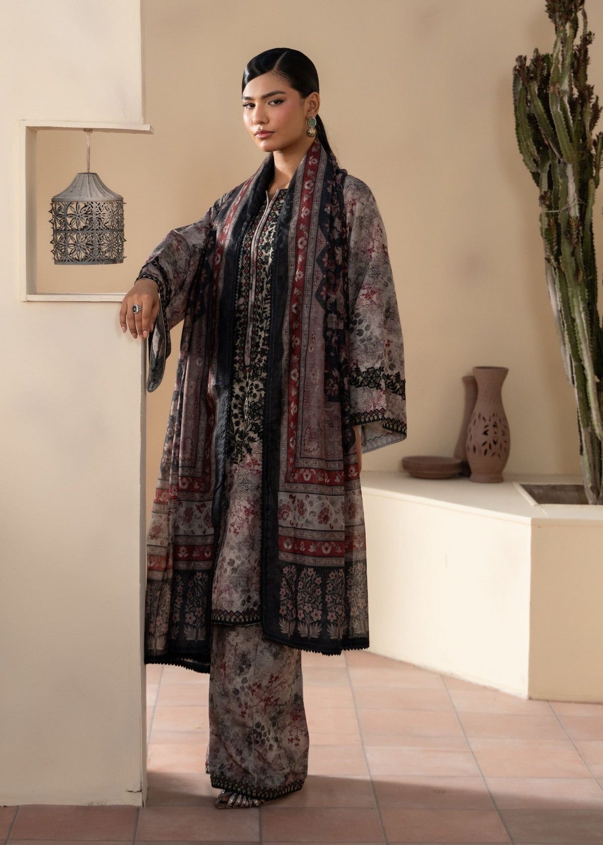Grey Khaddar Unstitched Dress Material Online in Dubai UAE Abudhabi Ajman Sharjah