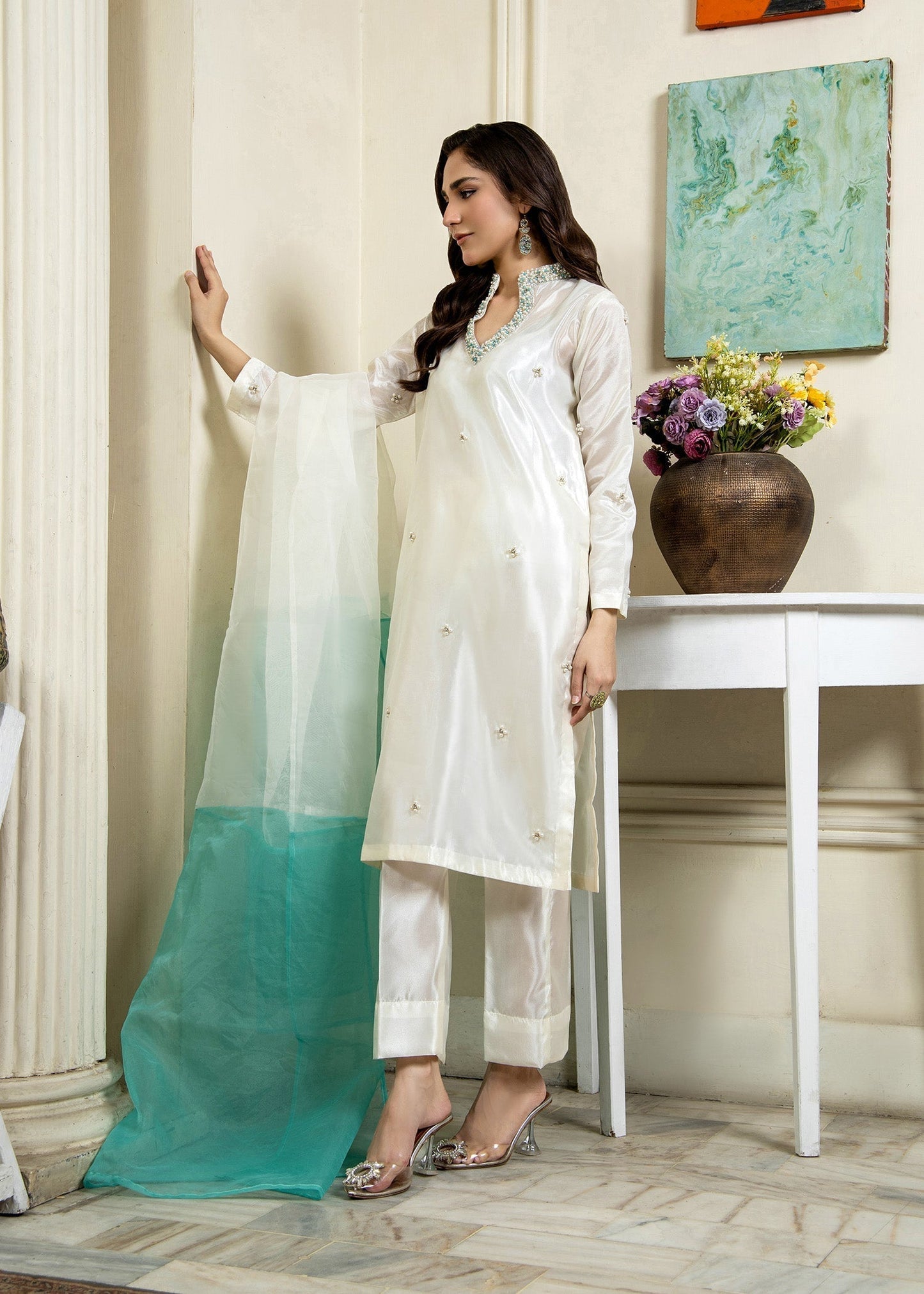 Hand Embellished Festive Salwar Suit Online in KSA Riyadh Saudi Arabia Oman Bahrain Qatar