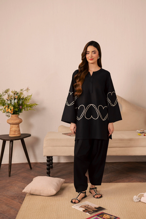 Black Heart Embroidered Lawn Kurta Set Online in Dubai UAE Abudhabi Ajman Sharjah
