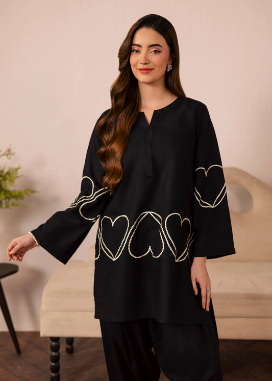 Ladies Black Lawn Kurta Set Summer Wear Online in KSA Riyadh Saudi Arabia Oman Bahrain Qatar