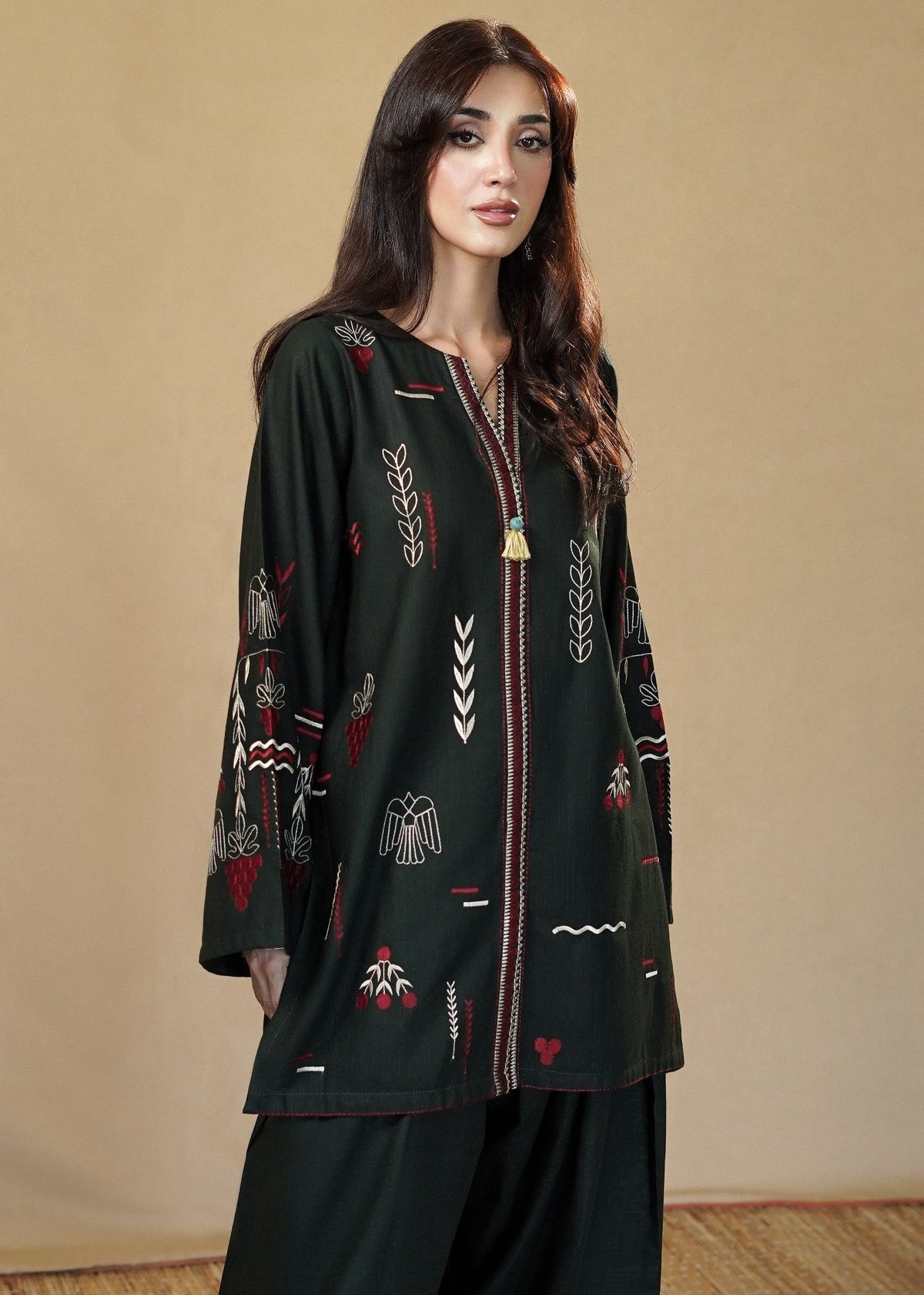 Hunter Green Embroidered Slub Khaddar Kurta Set Online in Dubai DXB UAE Abudhabi Meena Bazaar