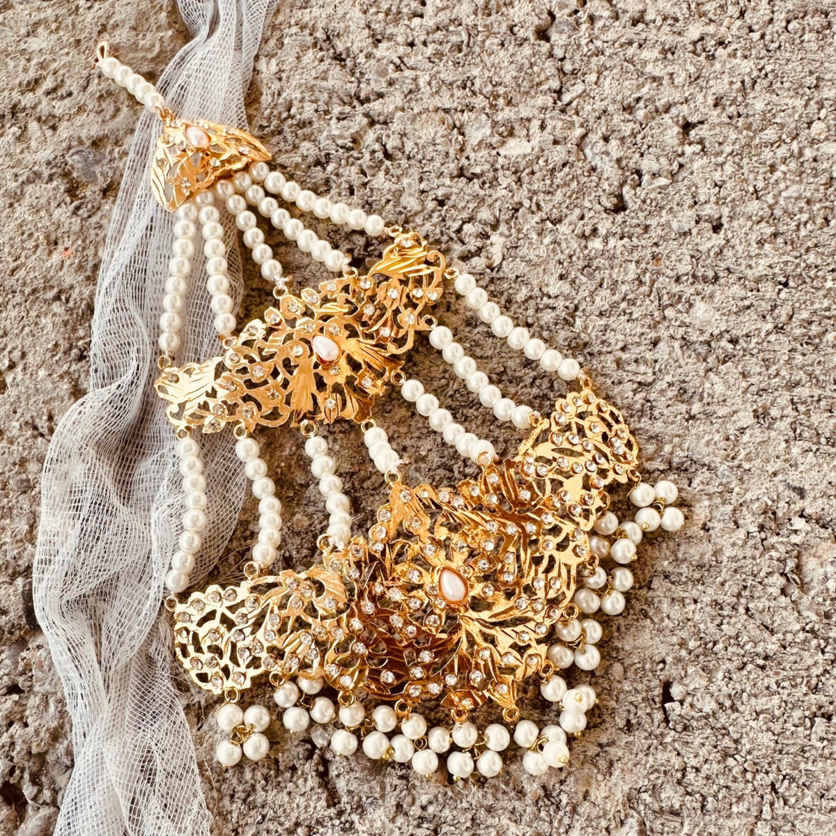 Hyderabadi Bridal Necklace Set with Earrings and Tikka Online in Sri Lanka India Australia