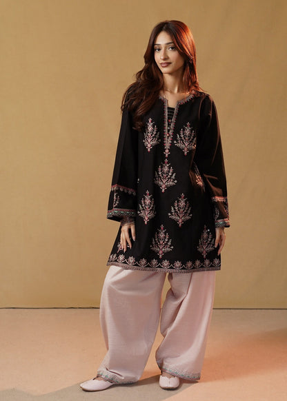 Baby Pink Embroidered Slub Khaddar Kurta Set Online in KSA Riyadh Saudi Arabia Oman Bahrain Qatar