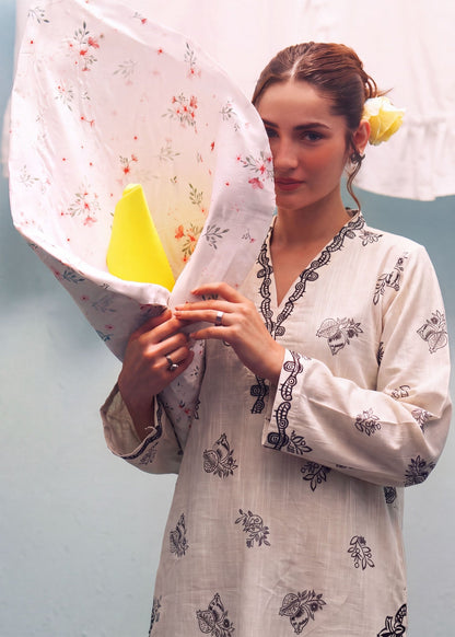 Beige Embroidered Khaddar Kurta Set Online in KSA Riyadh Saudi Arabia Oman Bahrain Qatar