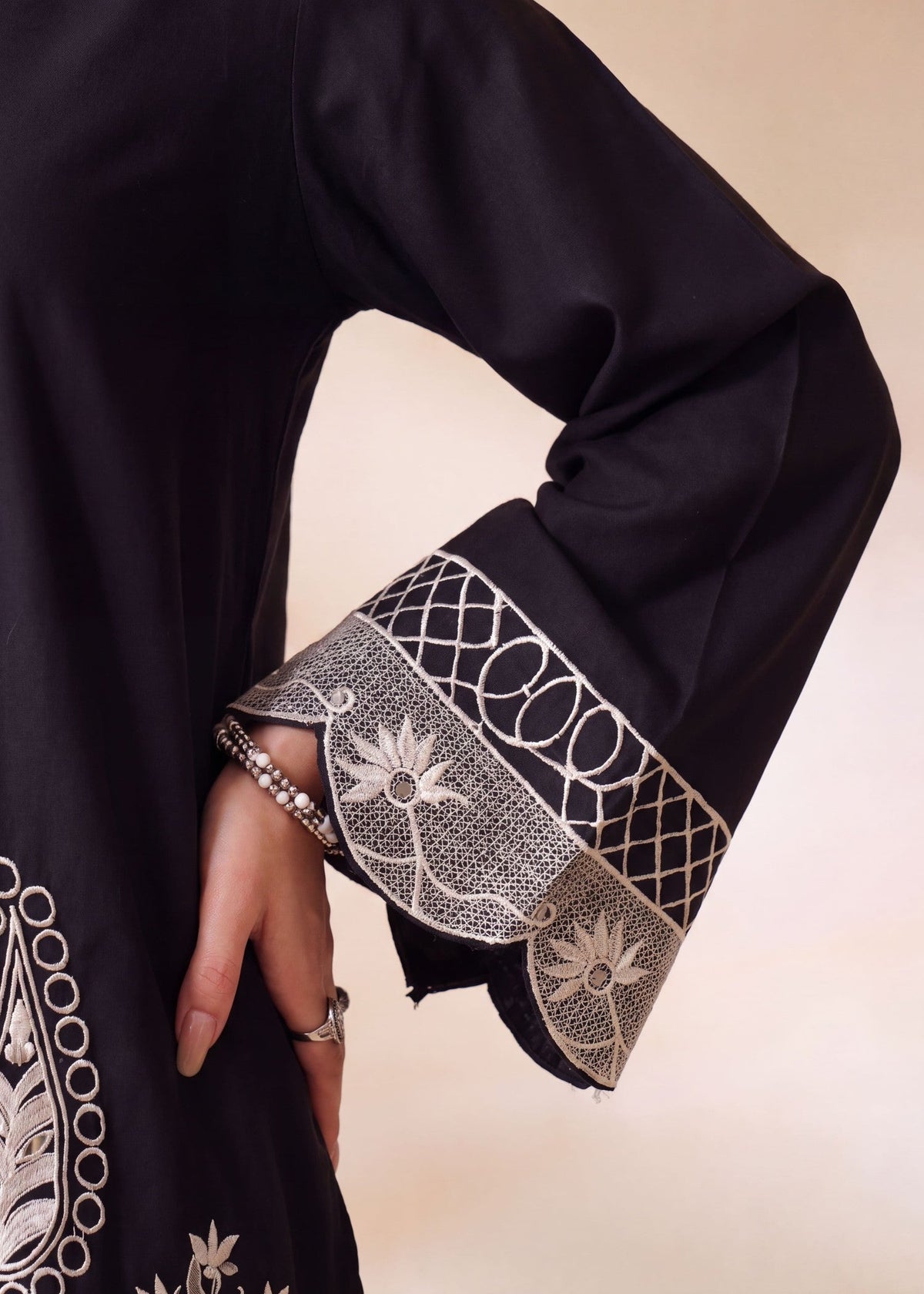 Black Dhanak Embroidered Kurta Set Online in Sri Lanka India Australia