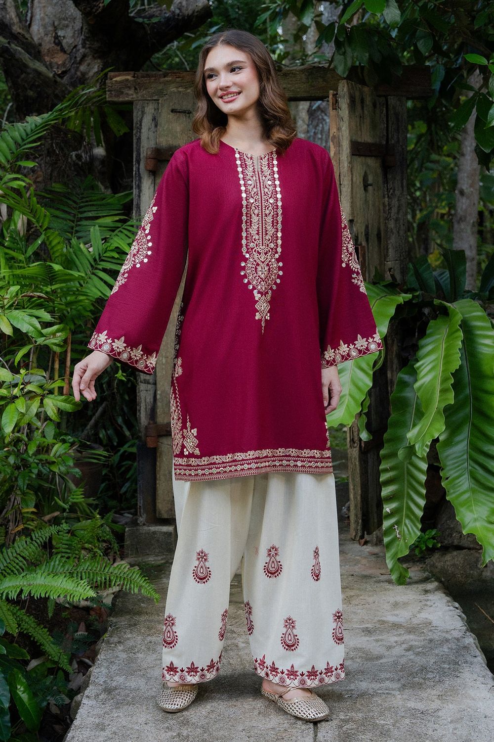 Maroon Embroidered Khaddar Kurta Set Online in Dubai UAE Abudhabi Ajman Sharjah